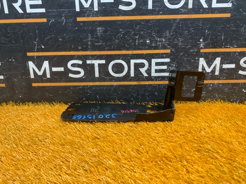 Кронштейн радиатора, 420 рублей, Красноярск