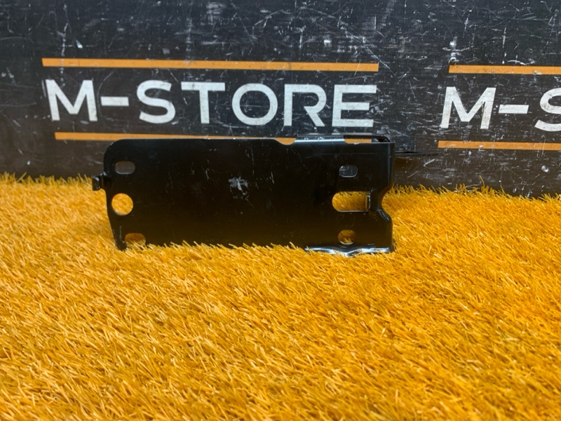 Кронштейн радиатора, 420 рублей, Красноярск