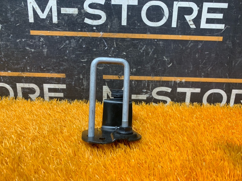 петля капота, 700 рублей, Красноярск