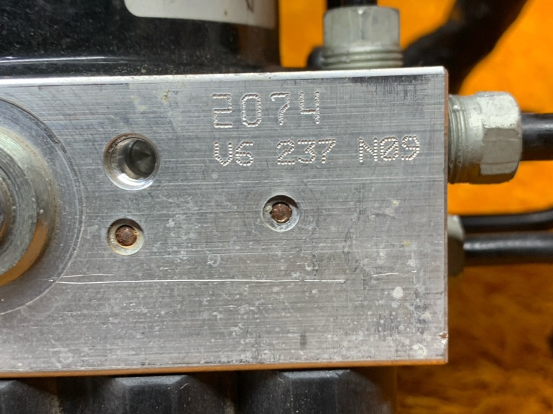 Блок ABS, 1240 рублей, Красноярск