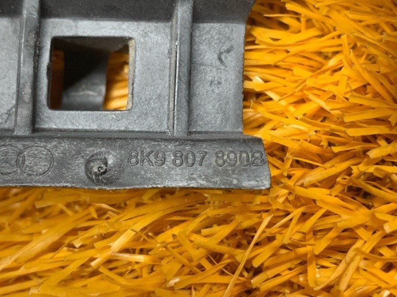 крепление бампера, 420 рублей, Красноярск