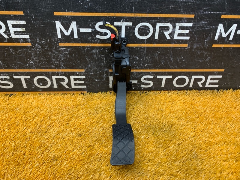 педаль газа, 500 рублей, Красноярск