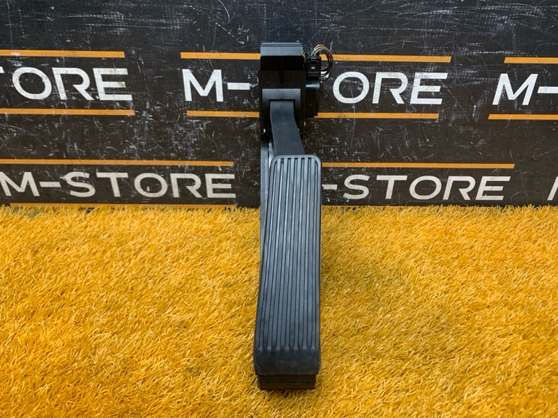 педаль газа, 1800 рублей, Красноярск