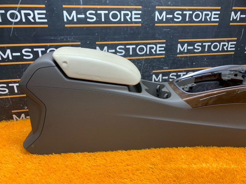 подлокотник, 3990 рублей, Красноярск