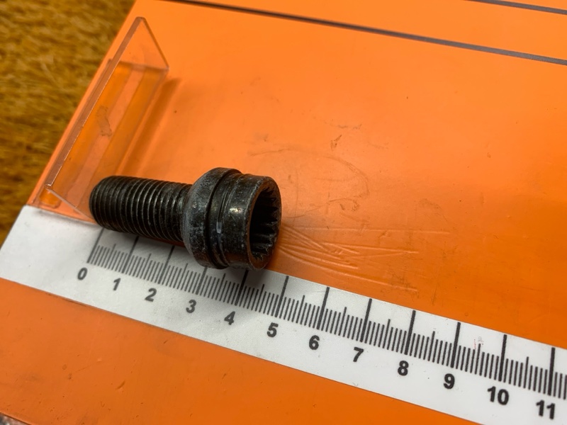 болт колесный(секретка), 700 рублей, Красноярск