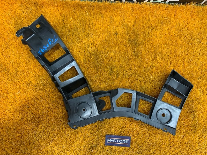 крепление бампера, 500 рублей, Красноярск