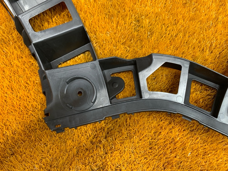 крепление бампера, 500 рублей, Красноярск