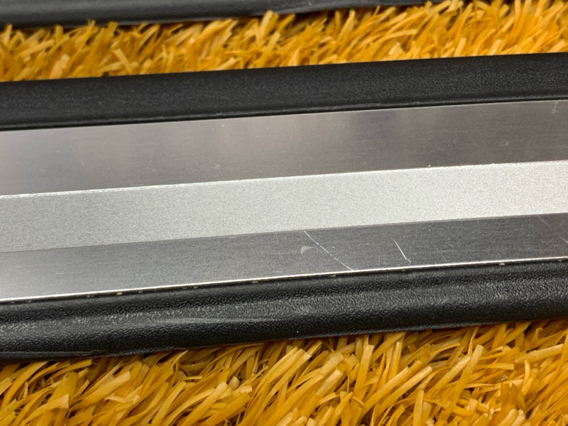 Накладка на порог салона, 1000 рублей, Красноярск