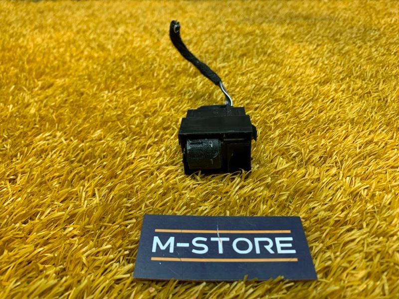 Кнопка подогрева сидений, 190 рублей, Красноярск