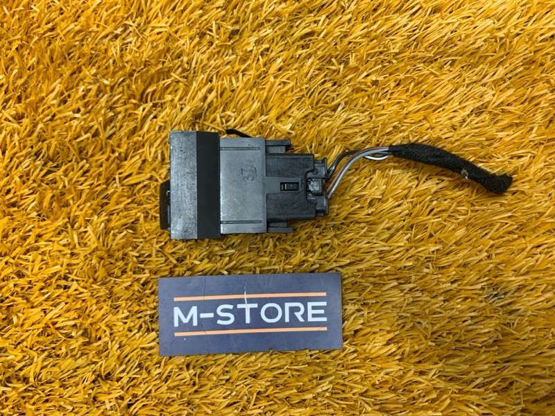 Кнопка подогрева сидений, 190 рублей, Красноярск