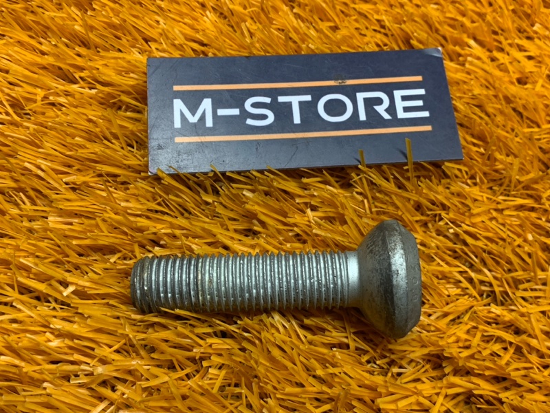 болт ступичный, 100 рублей, Красноярск