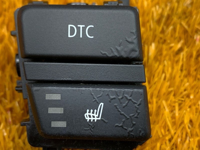 Кнопка подогрева сидений, 500 рублей, Красноярск