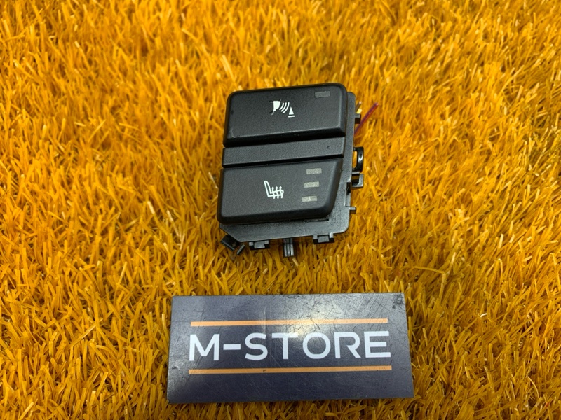 Кнопка подогрева сидений, 830 рублей, Красноярск