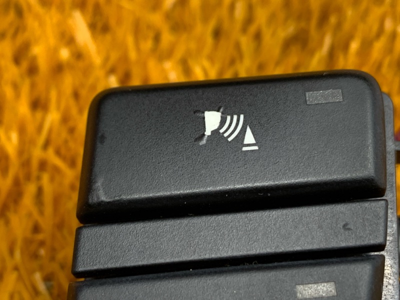 Кнопка подогрева сидений, 830 рублей, Красноярск