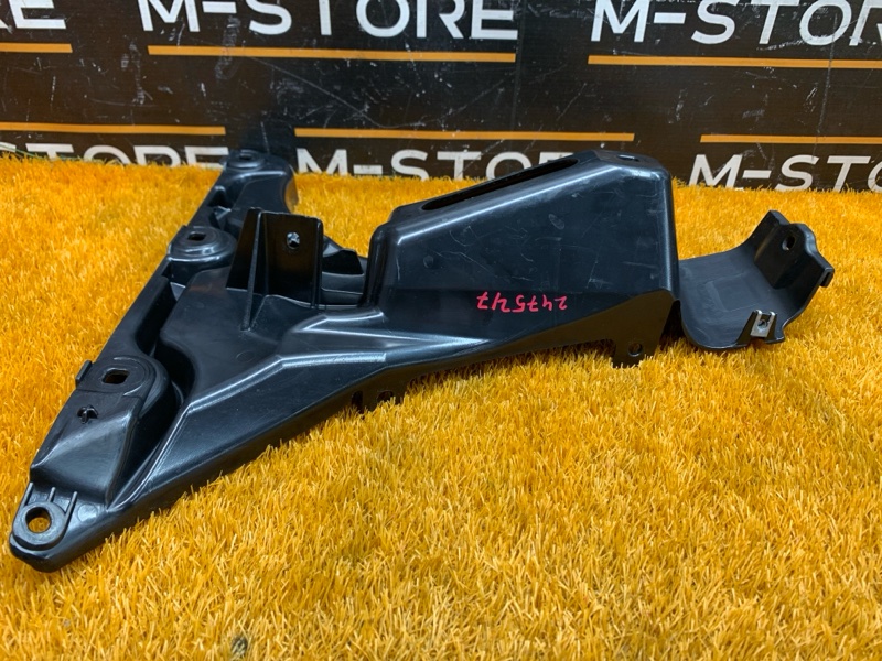 крепление бампера, 400 рублей, Красноярск