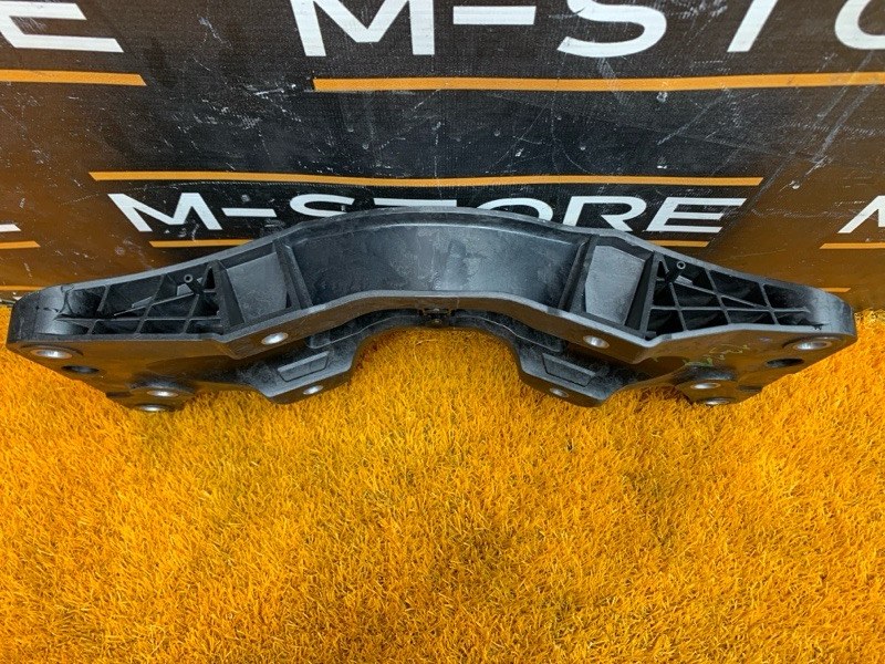 Кронштейн КПП, 2000 рублей, Красноярск