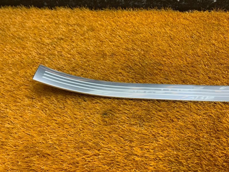 Накладка на порог салона, 1000 рублей, Красноярск