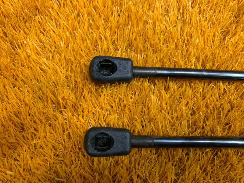 амортизатор капота, 500 рублей, Красноярск