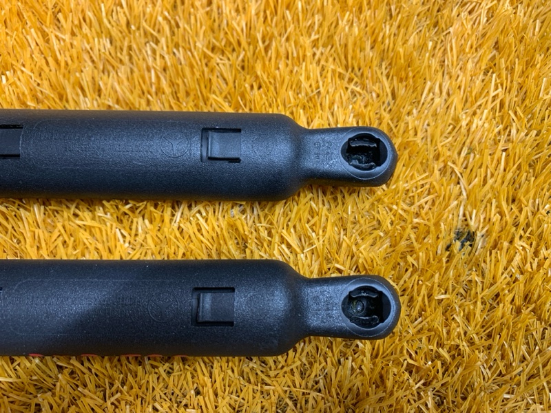 амортизатор капота, 500 рублей, Красноярск