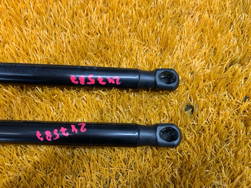 амортизатор капота, 1040 рублей, Красноярск