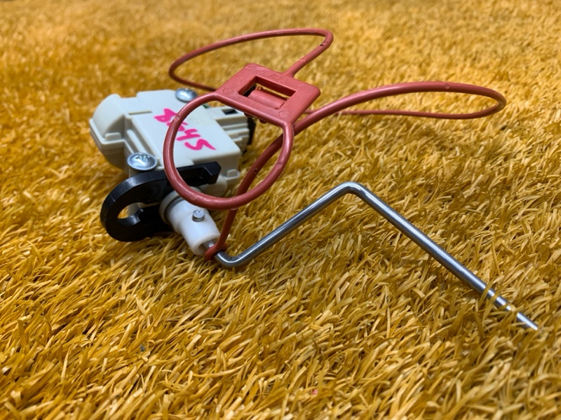 Замок лючка бензобака, 530 рублей, Красноярск