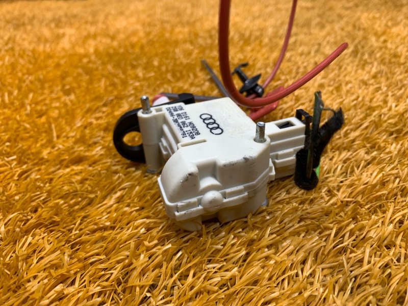 Замок лючка бензобака, 530 рублей, Красноярск