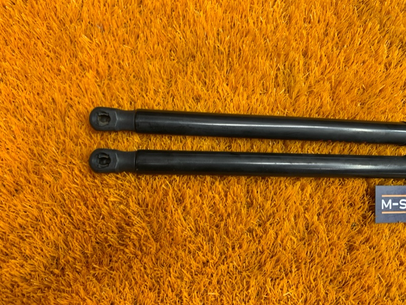 амортизатор багажника, 780 рублей, Красноярск