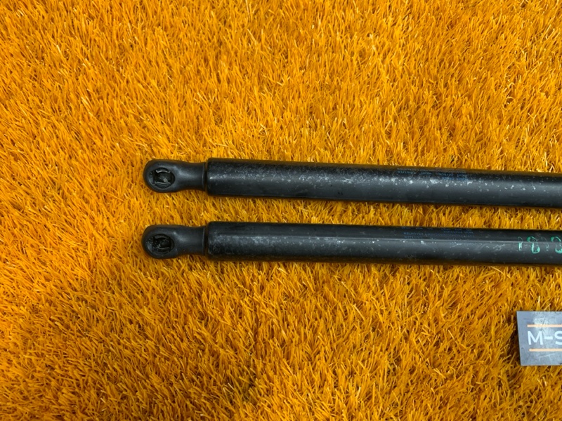 амортизатор багажника, 1000 рублей, Красноярск