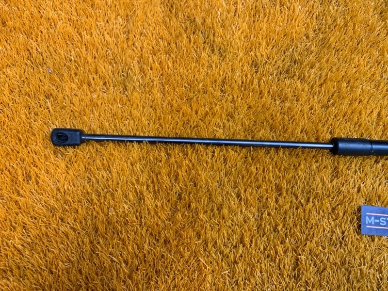 амортизатор капота, 450 рублей, Красноярск