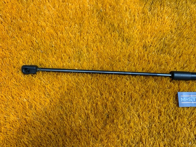 амортизатор капота, 450 рублей, Красноярск