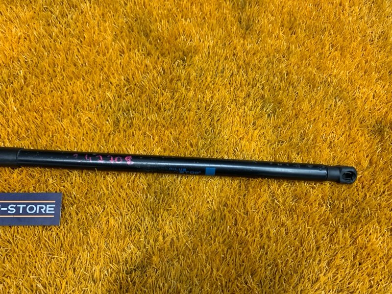 амортизатор капота, 450 рублей, Красноярск