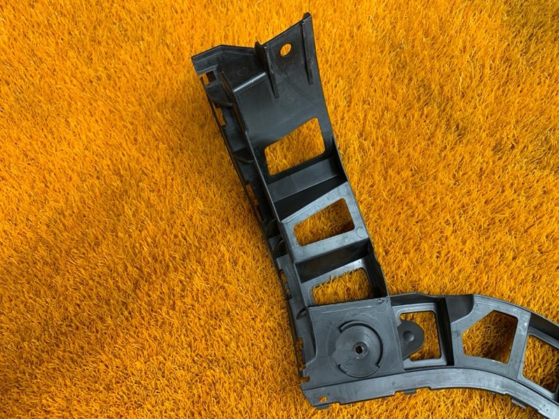 крепление бампера, 500 рублей, Красноярск