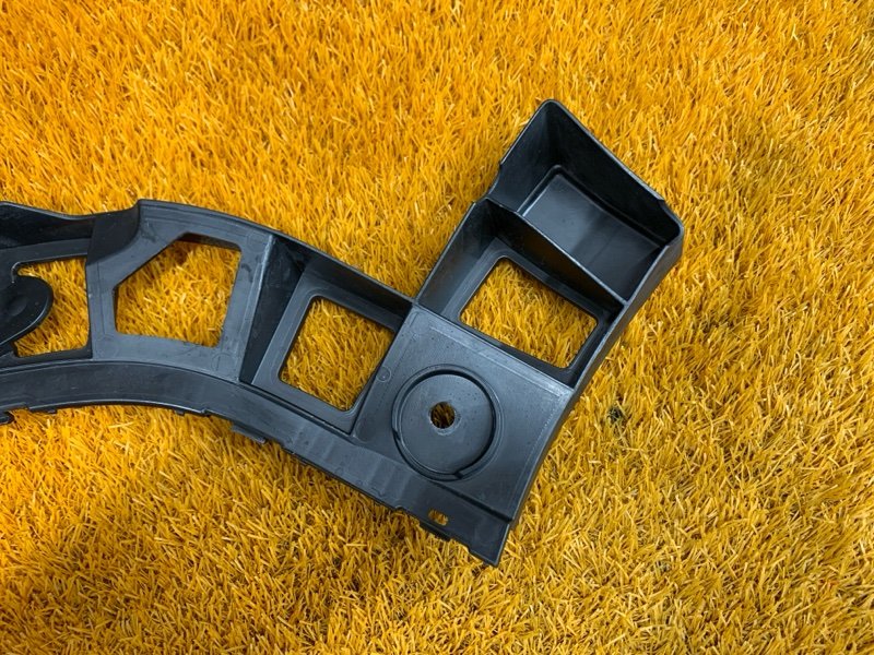 крепление бампера, 500 рублей, Красноярск