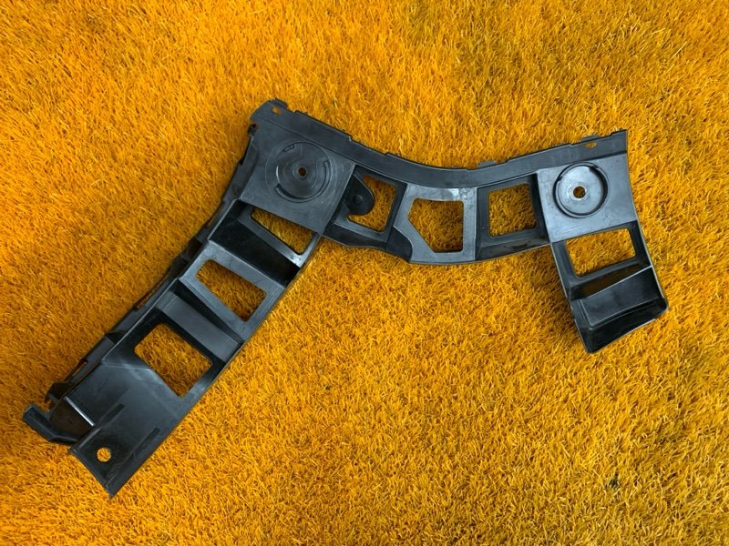 крепление бампера, 500 рублей, Красноярск