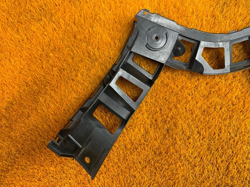 крепление бампера, 500 рублей, Красноярск