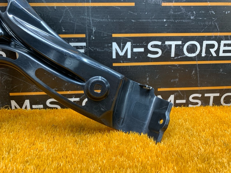 крепление бампера, 400 рублей, Красноярск