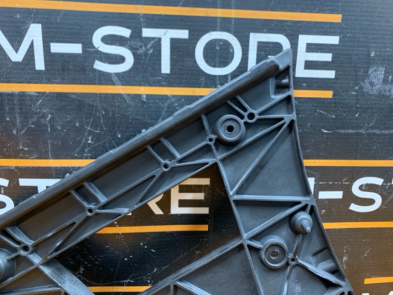 крепление бампера, 560 рублей, Красноярск