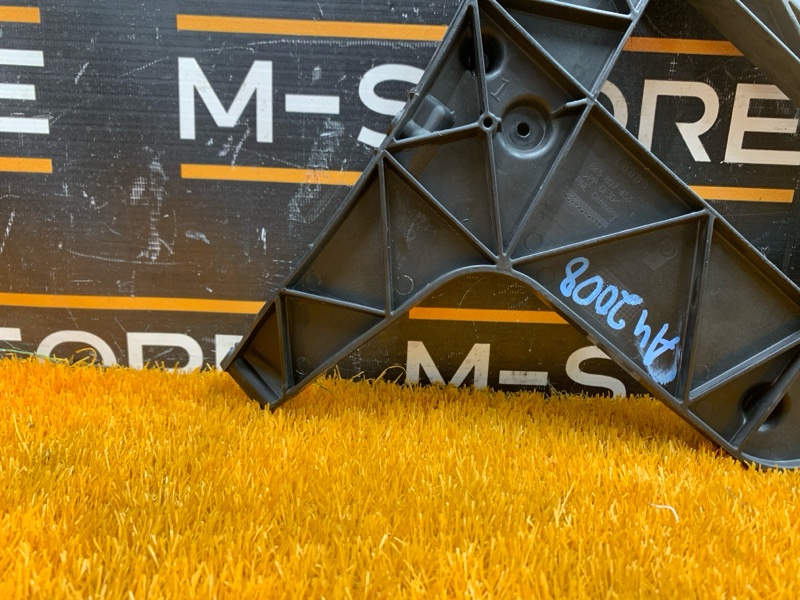 крепление бампера, 560 рублей, Красноярск