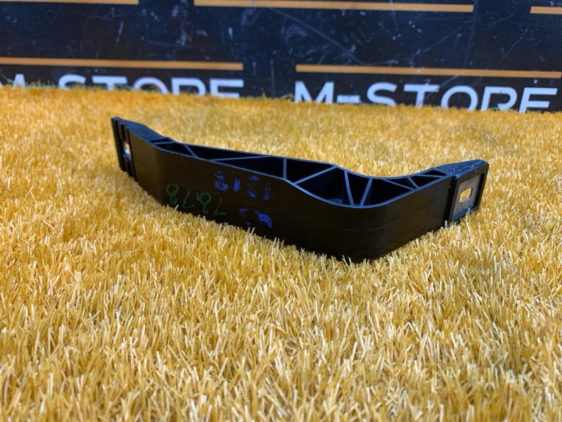 Кронштейн радиатора, 2000 рублей, Красноярск