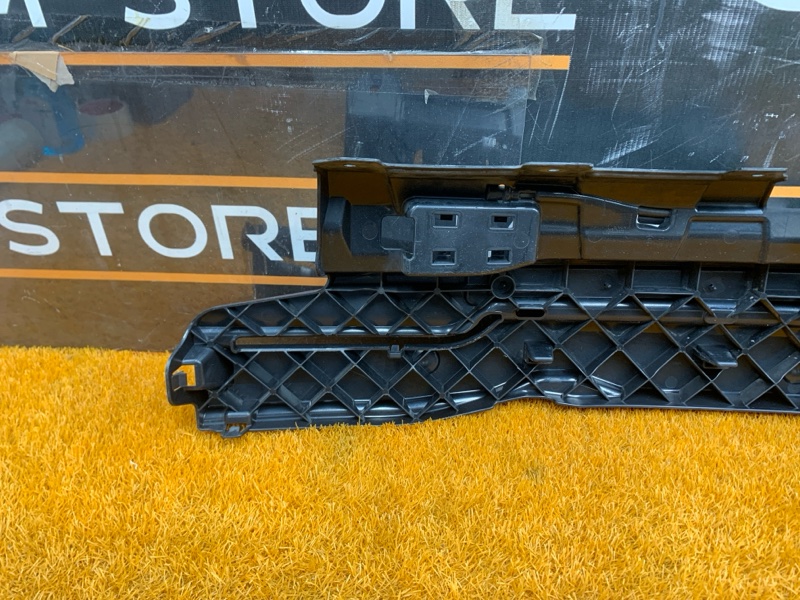 крепление бампера, 3100 рублей, Красноярск