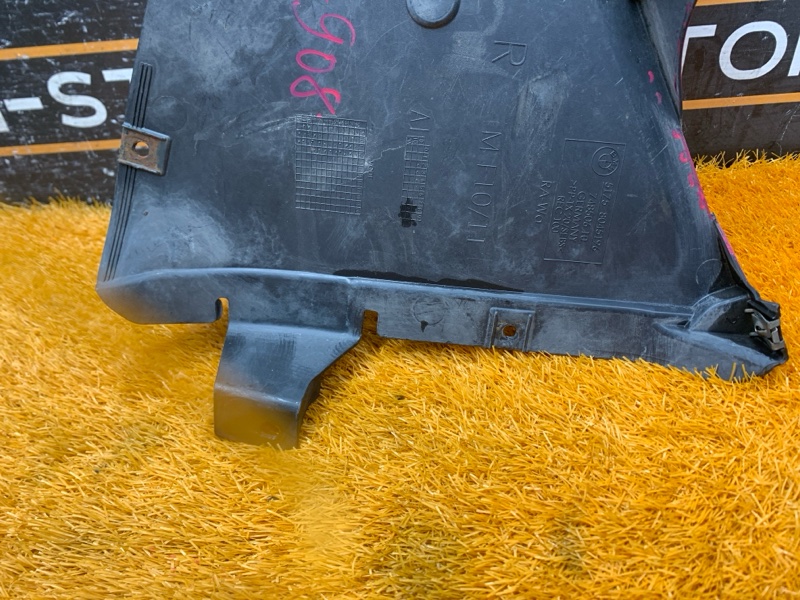 подкрылок, 2990 рублей, Красноярск