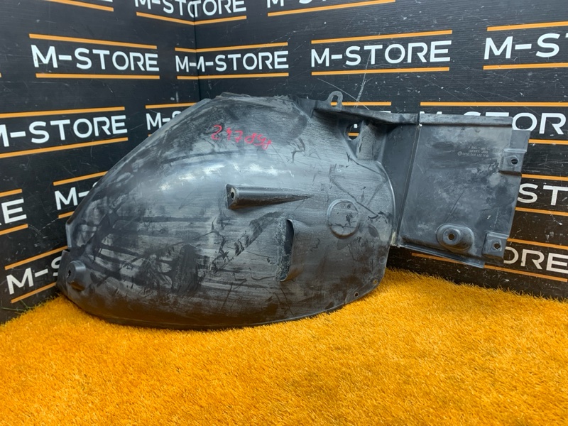 подкрылок, 700 рублей, Красноярск