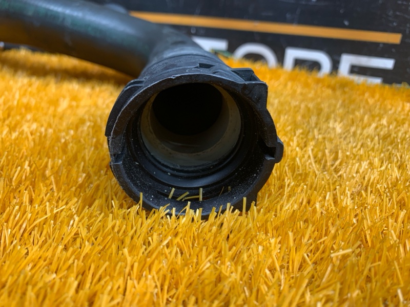 Патрубок радиатора верхний, 2140 рублей, Красноярск