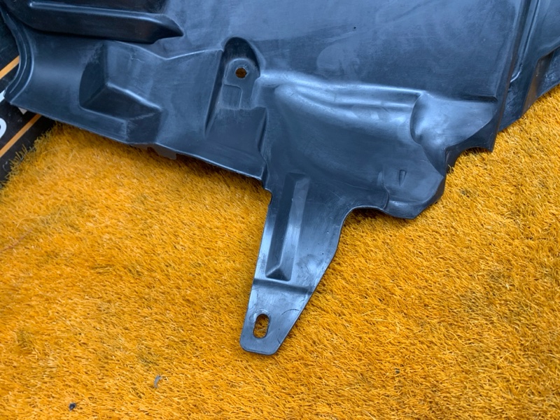 подкрылок, 1200 рублей, Красноярск