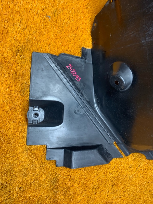 подкрылок, 1200 рублей, Красноярск