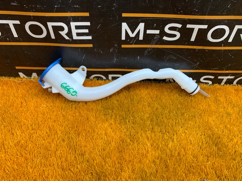 Горловина бачка омывателя, 400 рублей, Красноярск