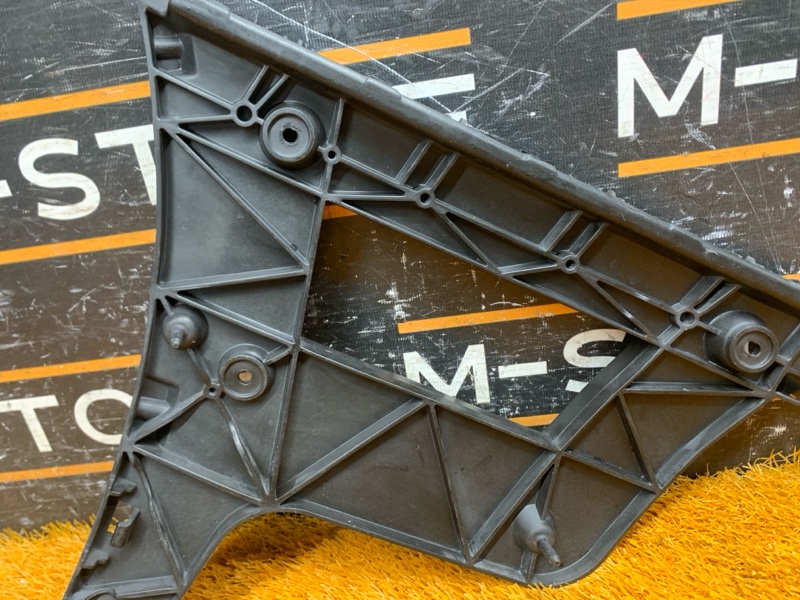 крепление бампера, 560 рублей, Красноярск