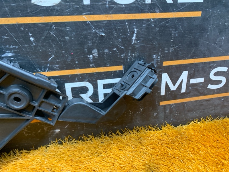 крепление бампера, 560 рублей, Красноярск