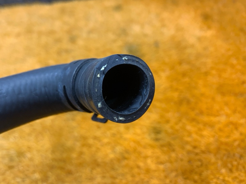 Патрубок системы охлаждения, 830 рублей, Красноярск