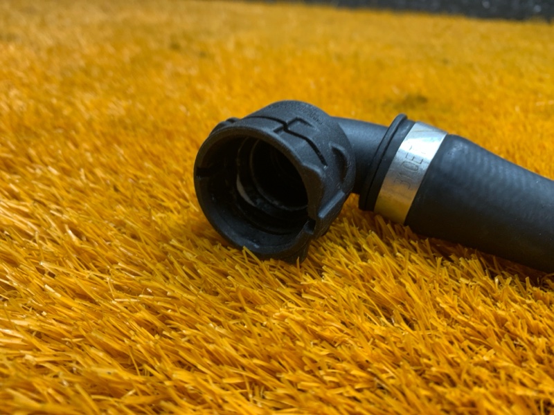 Патрубок системы охлаждения, 1640 рублей, Красноярск